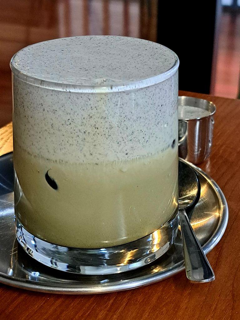 s&s