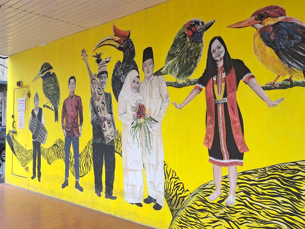 yellowmural