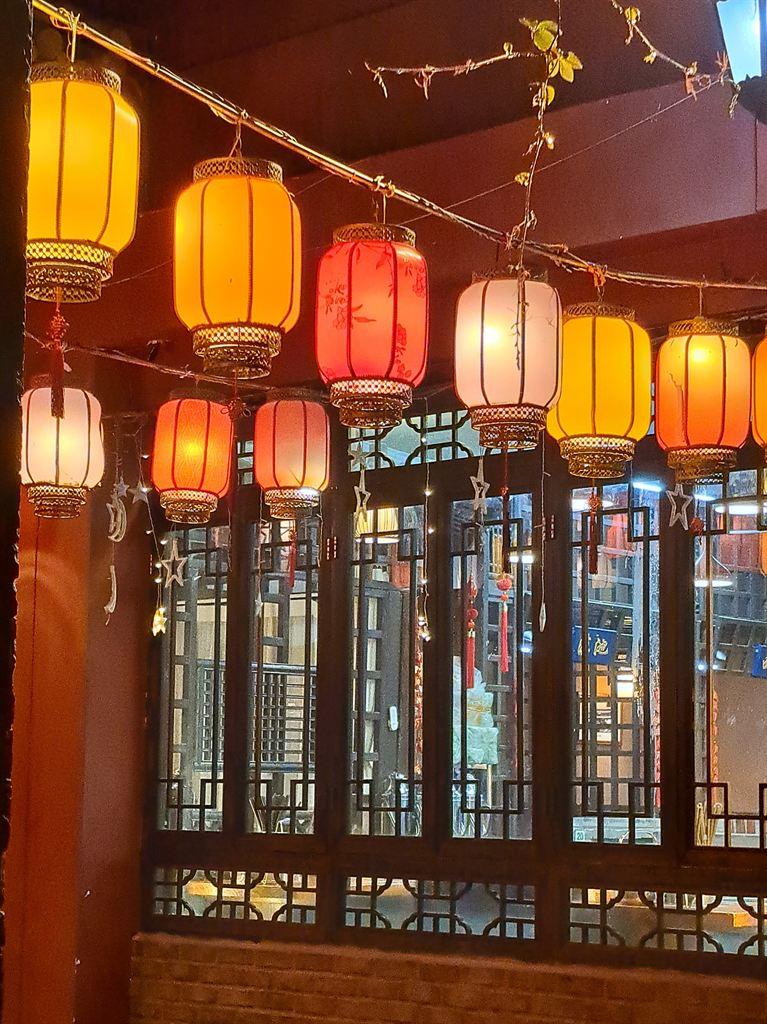 lanterns2