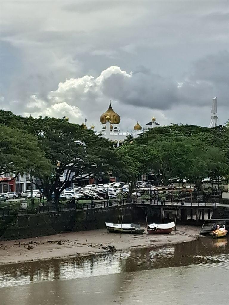 mosque&beach