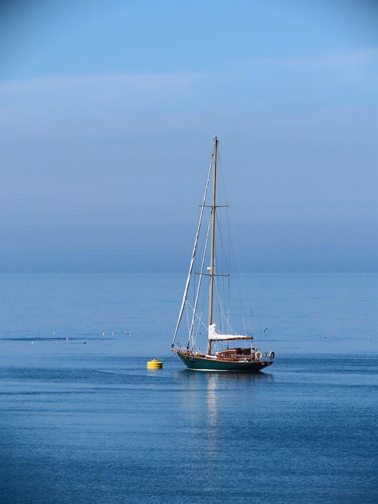 yacht