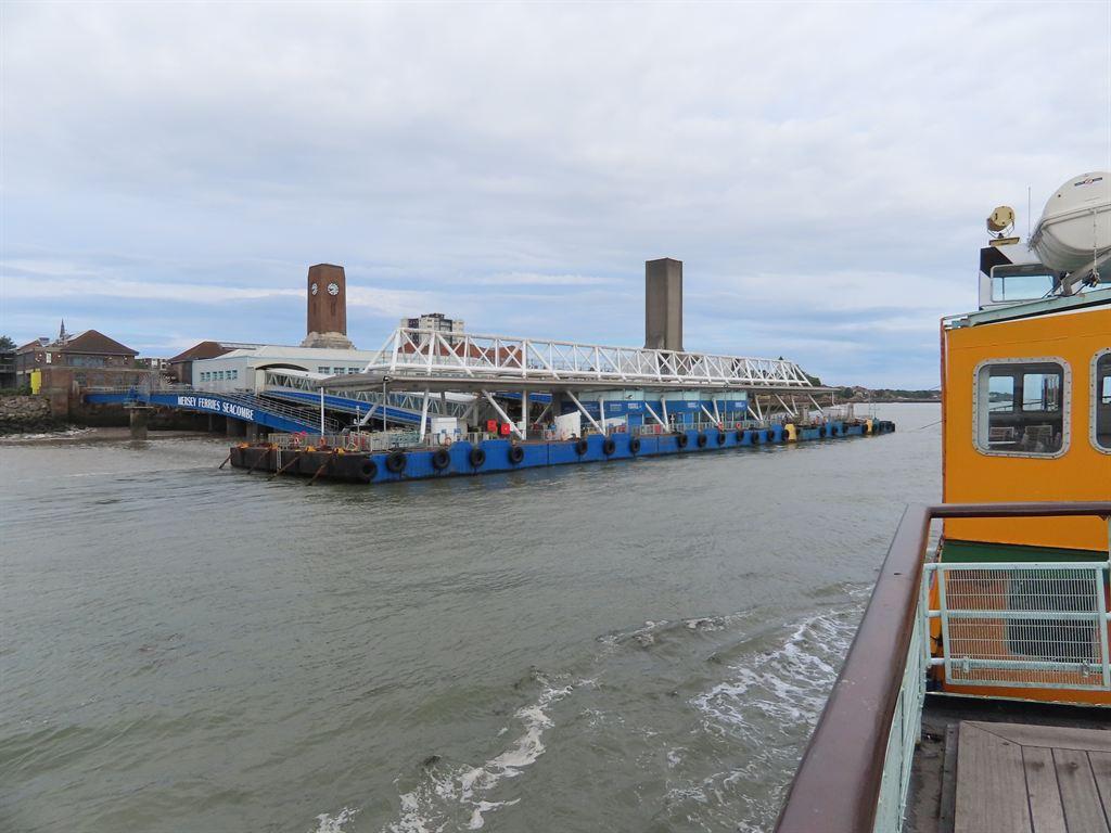 ferry4
